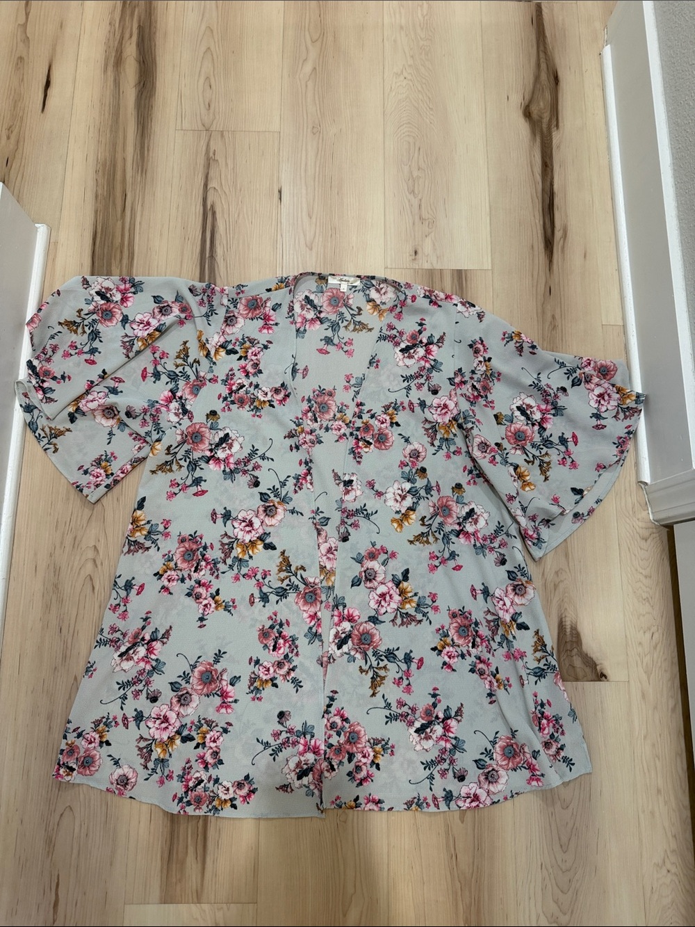 Andree by UNIT Floral Open Front Kimono Cardigan
